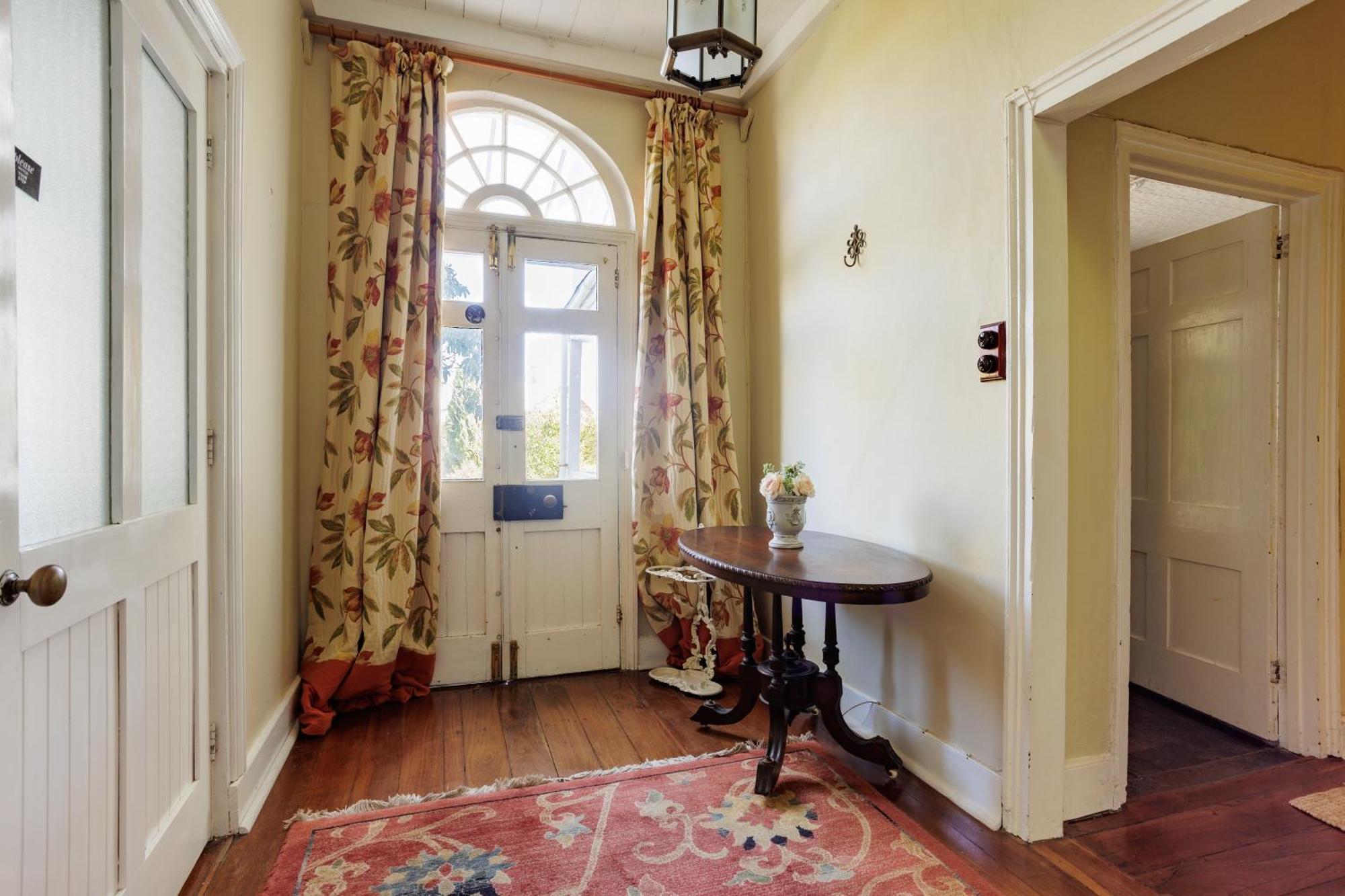 Wollaston House By The Bnb Collection ألباني المظهر الخارجي الصورة